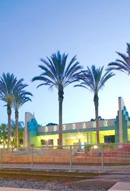 Metrolink train at Downtown Burbank Station