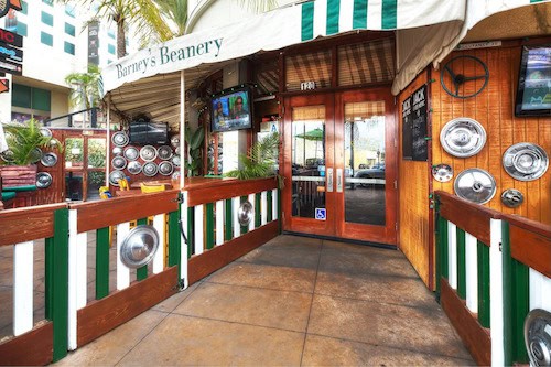 Barney's Beanery restaurant front entrance
